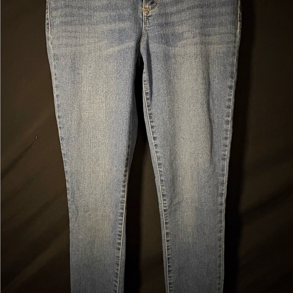 Jessica Simpson Medium Wash Skinny Jeans - size 2